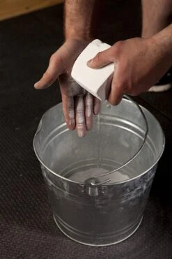 Gibson Athletic Premium Block Gym Chalk -Fitness Equipment Shop 063e26c670d07bb7c4d30e6fc69fe056 5d0a755f2af18 600x900 1