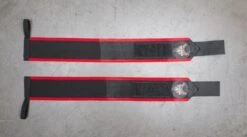 Metal Wrist Wraps -Fitness Equipment Shop 57bafb2c2dfeefba931bb03a835b1fa9 5d0a758048bc5 600x332 1