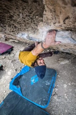 Black Diamond White Gold Loose Chalk -Fitness Equipment Shop a554f89dd61cabd2ff833d3468e2008a 5d0a755c2df46 600x900 1