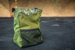 Black Diamond White Gold Loose Chalk -Fitness Equipment Shop a554f89dd61cabd2ff833d3468e2008a 5d0a755c3cbee 600x400 1