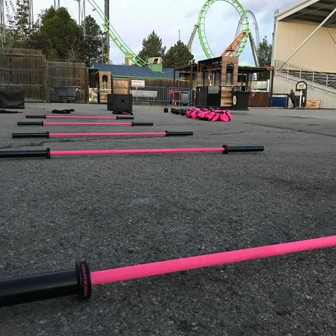 Fringe Sport Women's 15KG Bomba Cerakote Barbell 5 Fringe Sport Women's 15KG Bomba Cerakote Barbell - Image 3