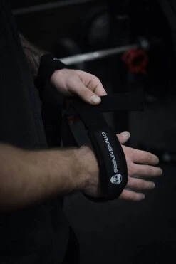 Gymreapers Lifting Wrist Straps -Fitness Equipment Shop f0f6ba4b5e0000340312d33c212c3ae8 5d0a757ddfb3a 600x900 1